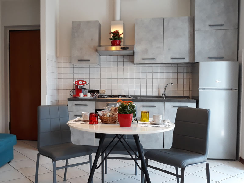 Cucina privata dell'appartamento al civico 12